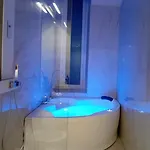 Downtown Luxury Апартаменты Бари