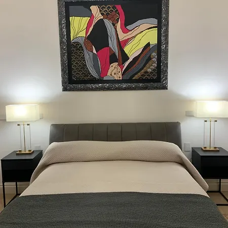 Downtown Luxury * בארי