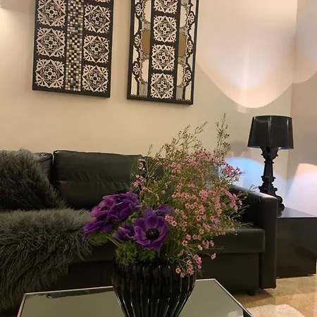 Апартаменти Downtown Luxury Барі